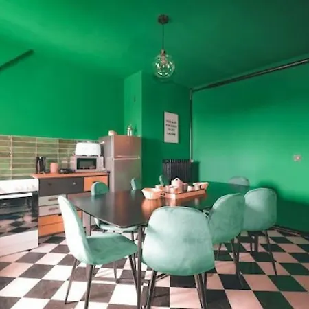 Grand 8 Personnes Mulhouse